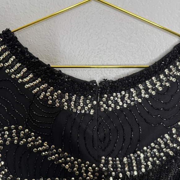 Pre-Owned women's Aidan Mattox Fully Beaded Sequin Dress With sleeves size 6 - Picture 6 of 10